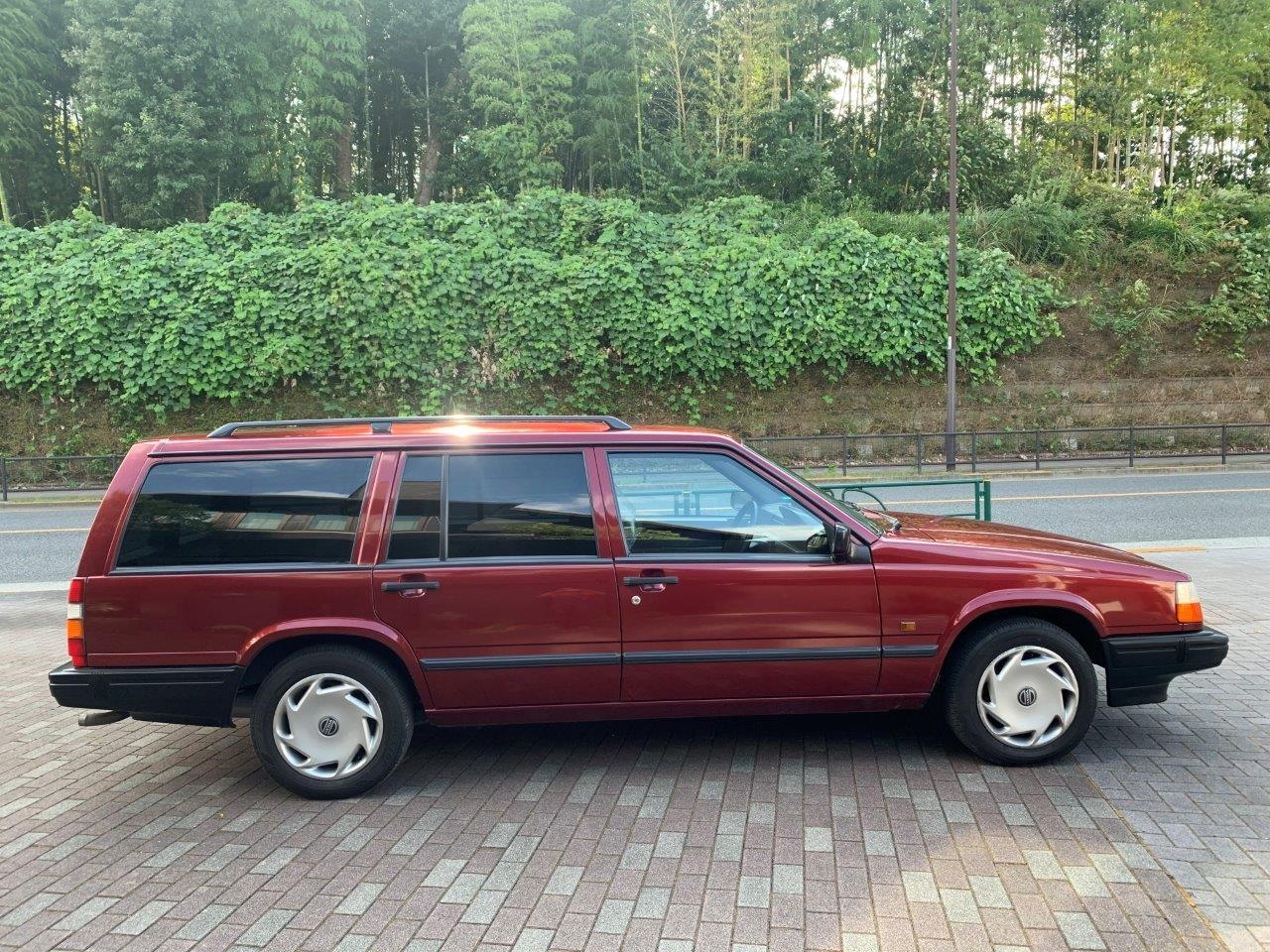 モコ&ルルママ！ ボルボ 940 ポラール | 中古車情報 | ボルボ（volvo）専門店の2nd Motors